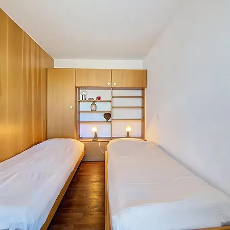 Jeanne D'arc Apt- A-13 By Interhome